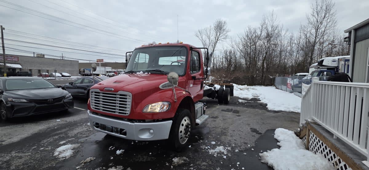 2020 FREIGHTLINER/MERCEDES M2 106 — Stock #232968 — foto principal