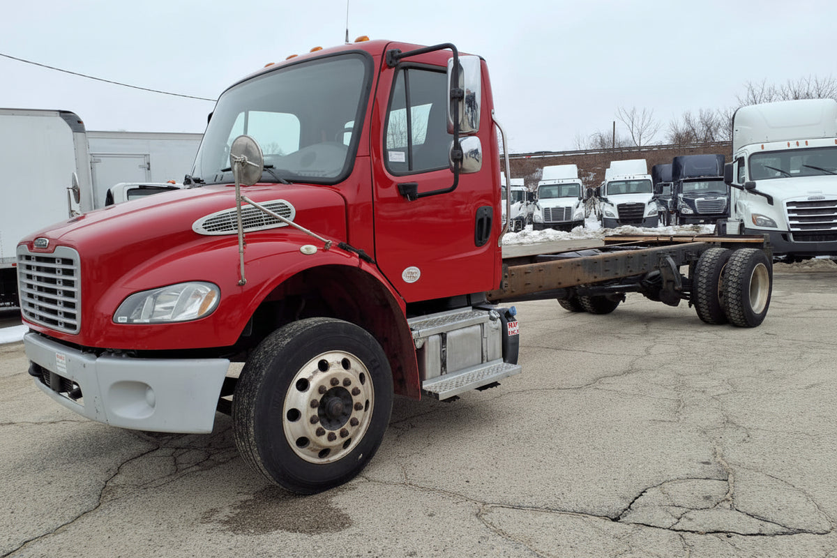 2020 FREIGHTLINER/MERCEDES M2 106 — Stock #233073 — foto principal
