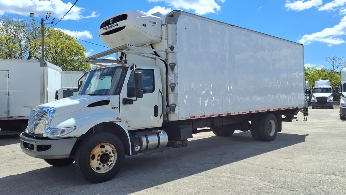 2020 NAVISTAR INTERNATIONAL MV607 (4X2) — Stock #239768 — foto principal