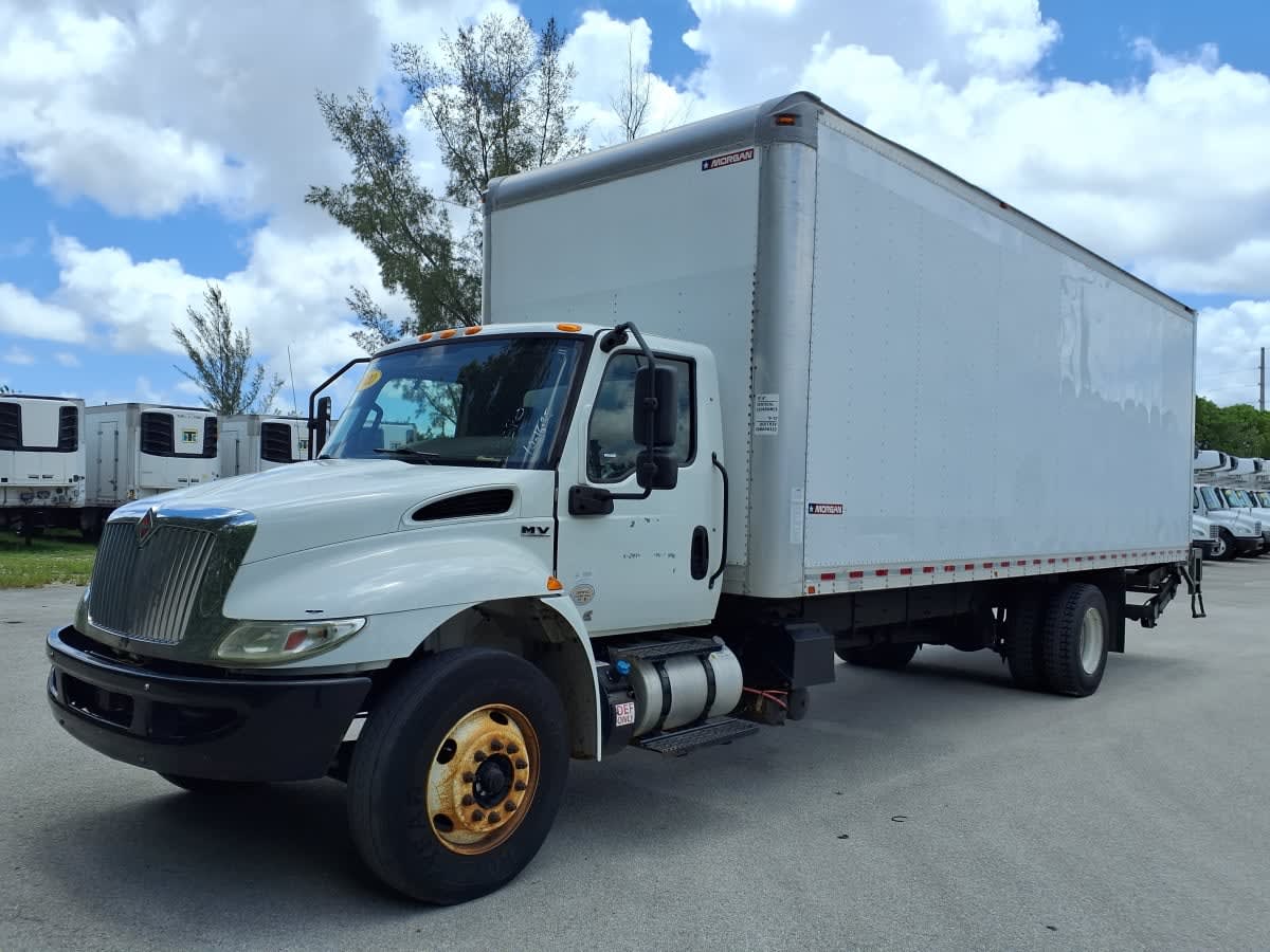 2020 NAVISTAR INTERNATIONAL MV607 (4X2) — Stock #240331 — foto principal