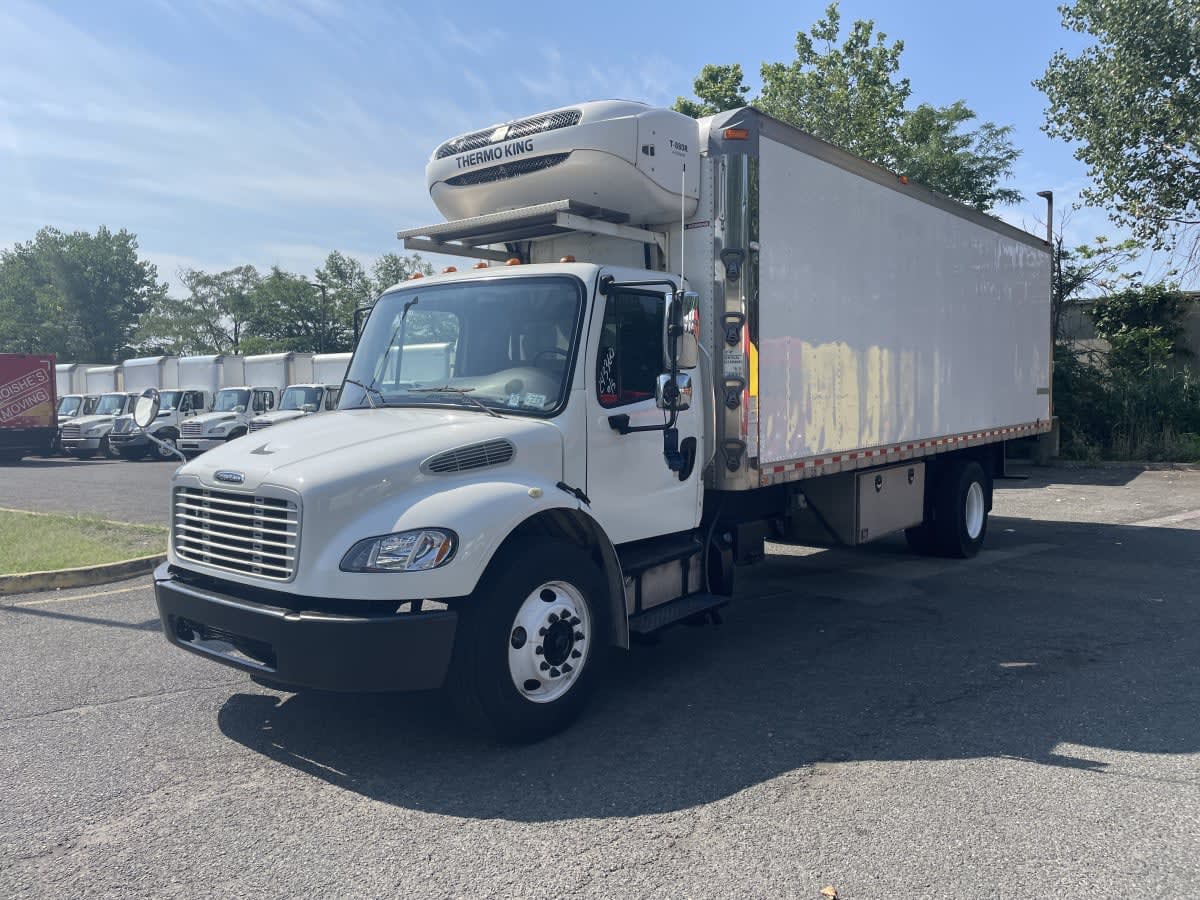 2020 FREIGHTLINER/MERCEDES M2 106 — Stock #243360 — foto principal