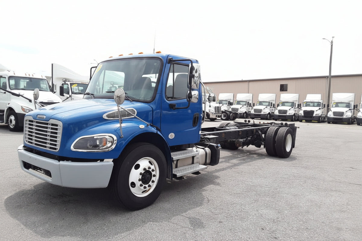 2020 FREIGHTLINER/MERCEDES M2 106 — Stock #244888 — foto principal