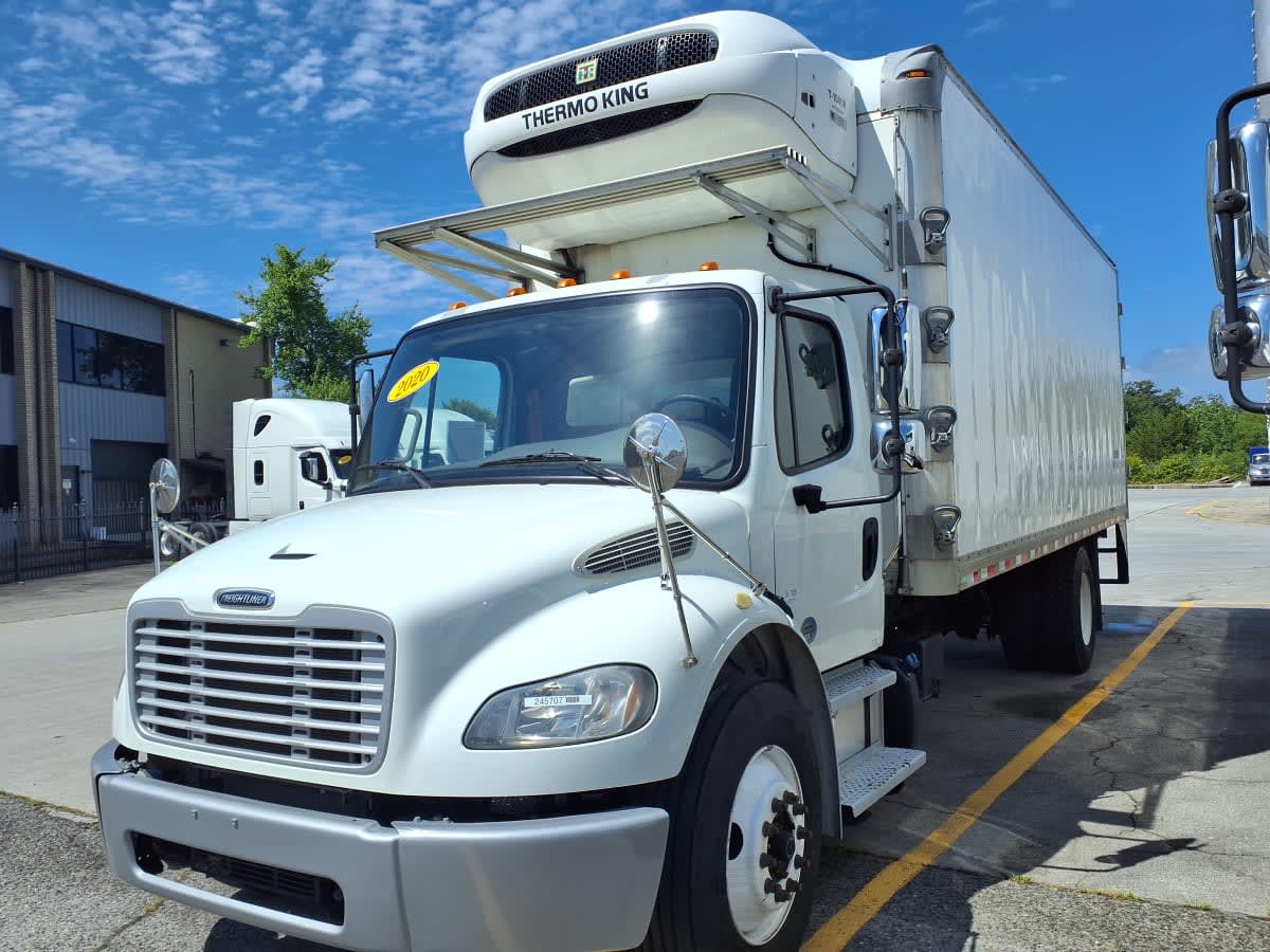 2020 FREIGHTLINER M2 106 — Stock #245707 — foto principal