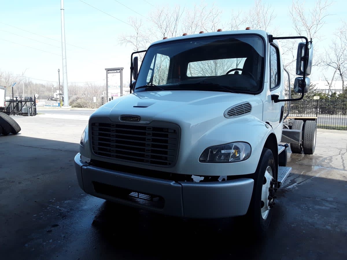 2020 FREIGHTLINER/MERCEDES M2 106 — Stock #249991 — foto principal