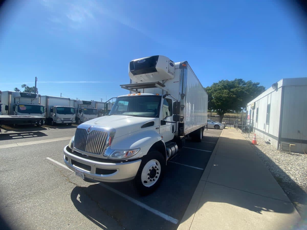 2020 NAVISTAR INTERNATIONAL MV607 (4X2) — Stock #273387 — foto principal