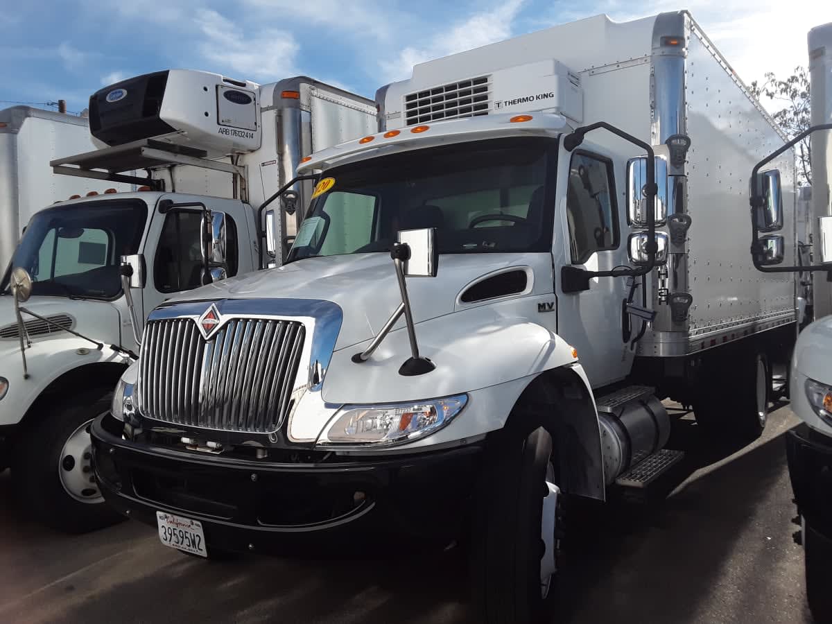 2020 NAVISTAR INTERNATIONAL MV607 (6X4) — Stock #277237 — foto principal