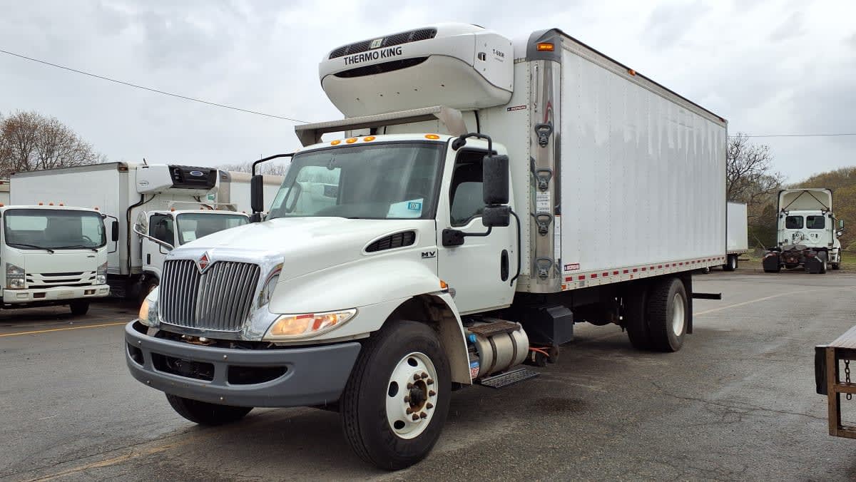 2020 NAVISTAR INTERNATIONAL MV607 (4X2) — Stock #278460 — foto principal