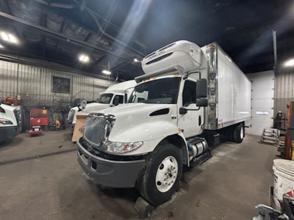 2020 NAVISTAR INTERNATIONAL MV607 (4X2) — Stock #278462 — foto principal