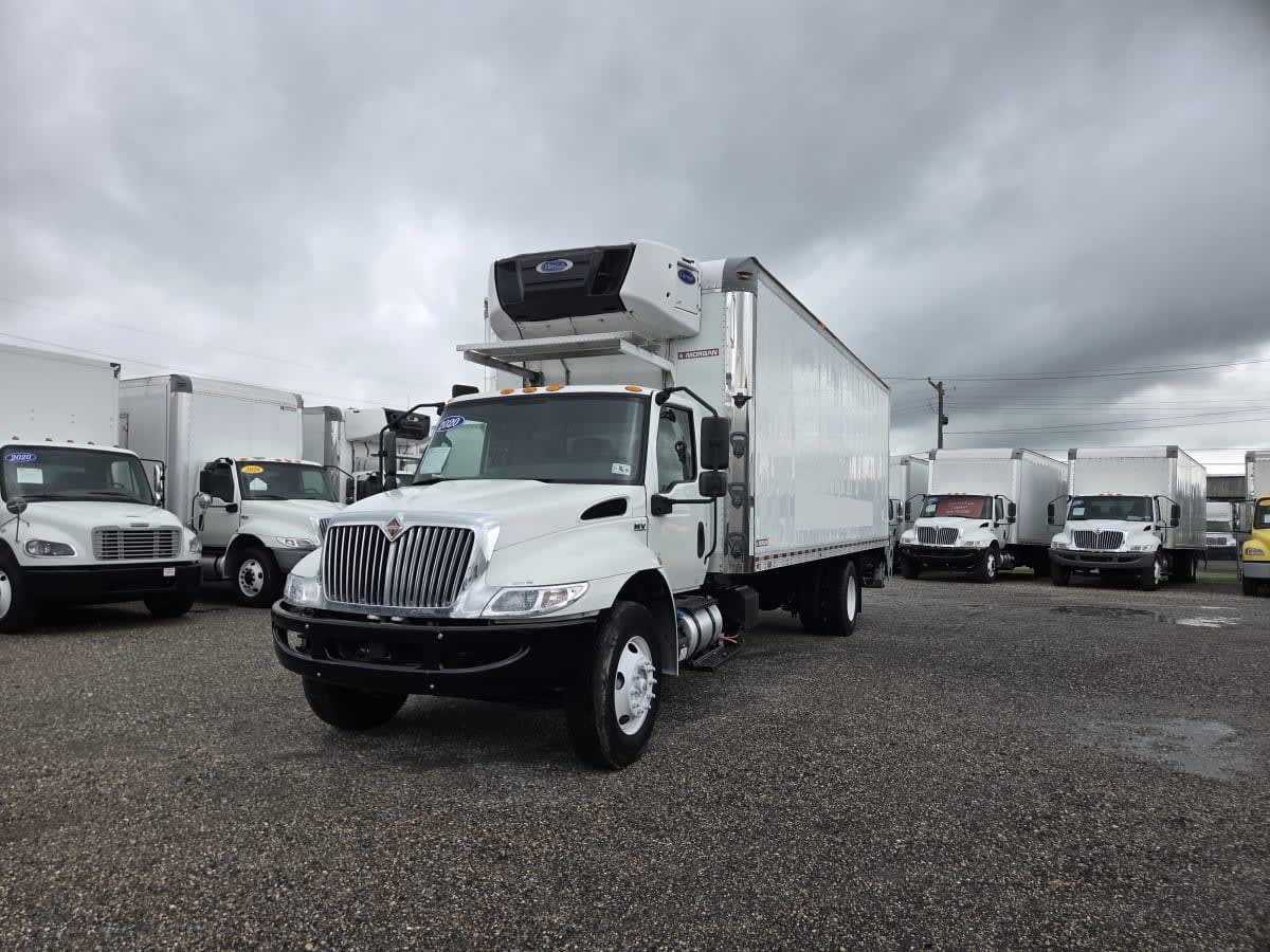 2020 NAVISTAR INTERNATIONAL MV607 (4X2) — Stock #282691 — foto principal