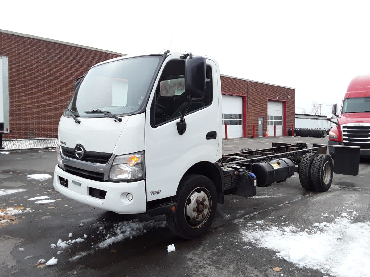 2020 HINO HINO 195 — Stock #283457 — foto principal