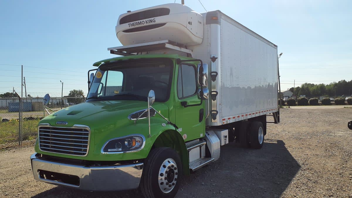 2020 FREIGHTLINER/MERCEDES M2 106 — Stock #294876 — foto principal