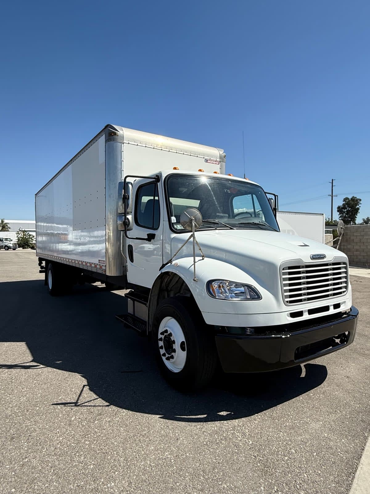 2021 FREIGHTLINER/MERCEDES M2 106 — Stock #296938 — foto principal