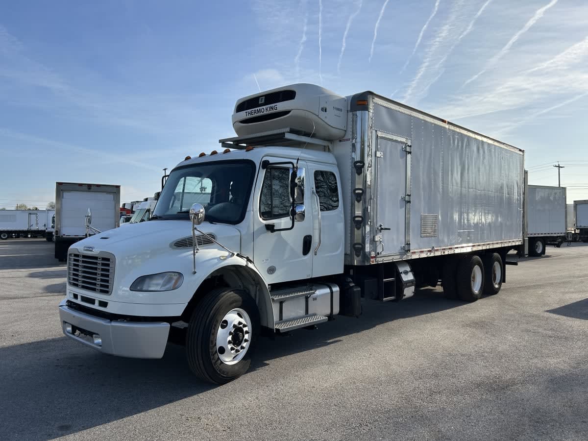 2020 FREIGHTLINER/MERCEDES M2 106 — Stock #885356 — foto principal