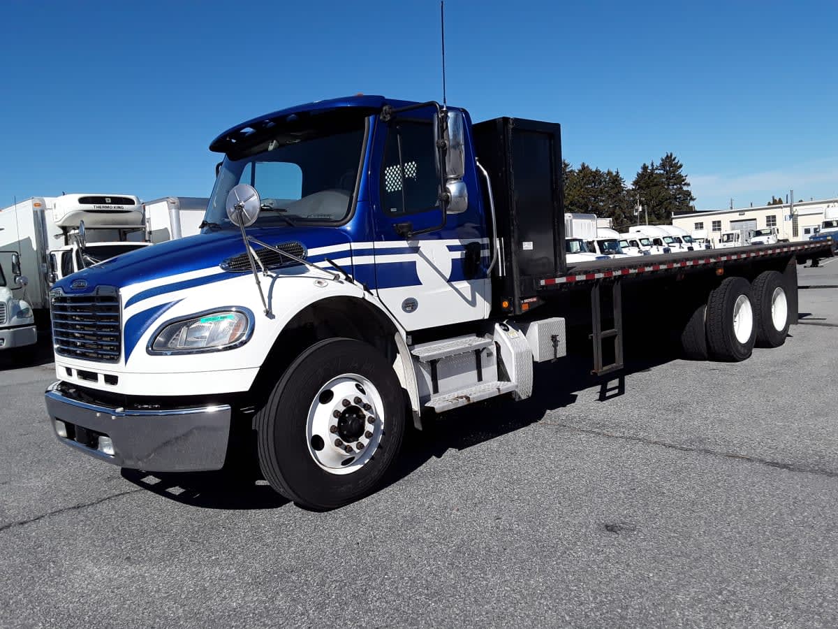 2020 FREIGHTLINER/MERCEDES M2 106 — Stock #895897 — foto principal