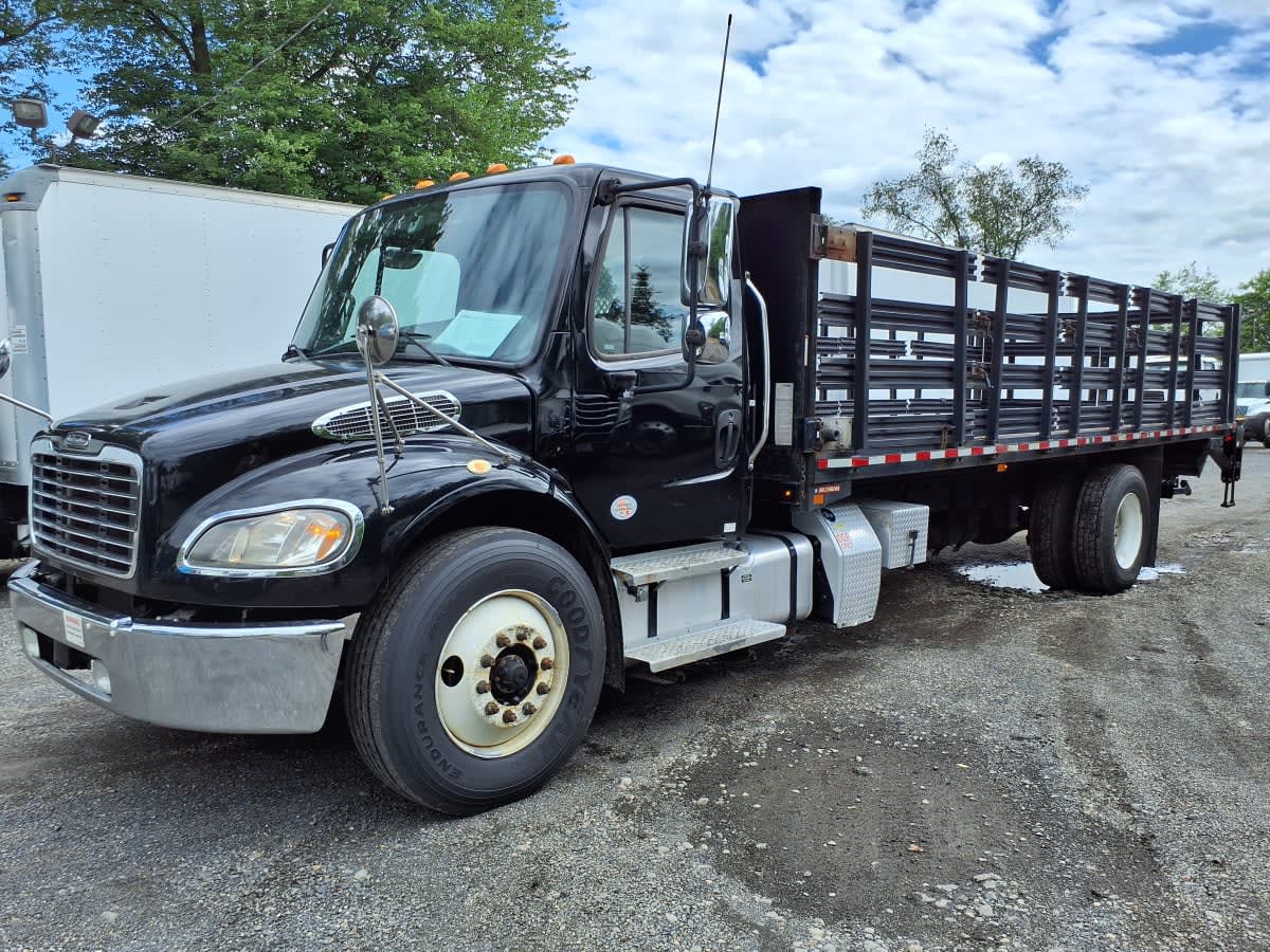 2020 FREIGHTLINER M2 106 — Stock #895966 — foto principal