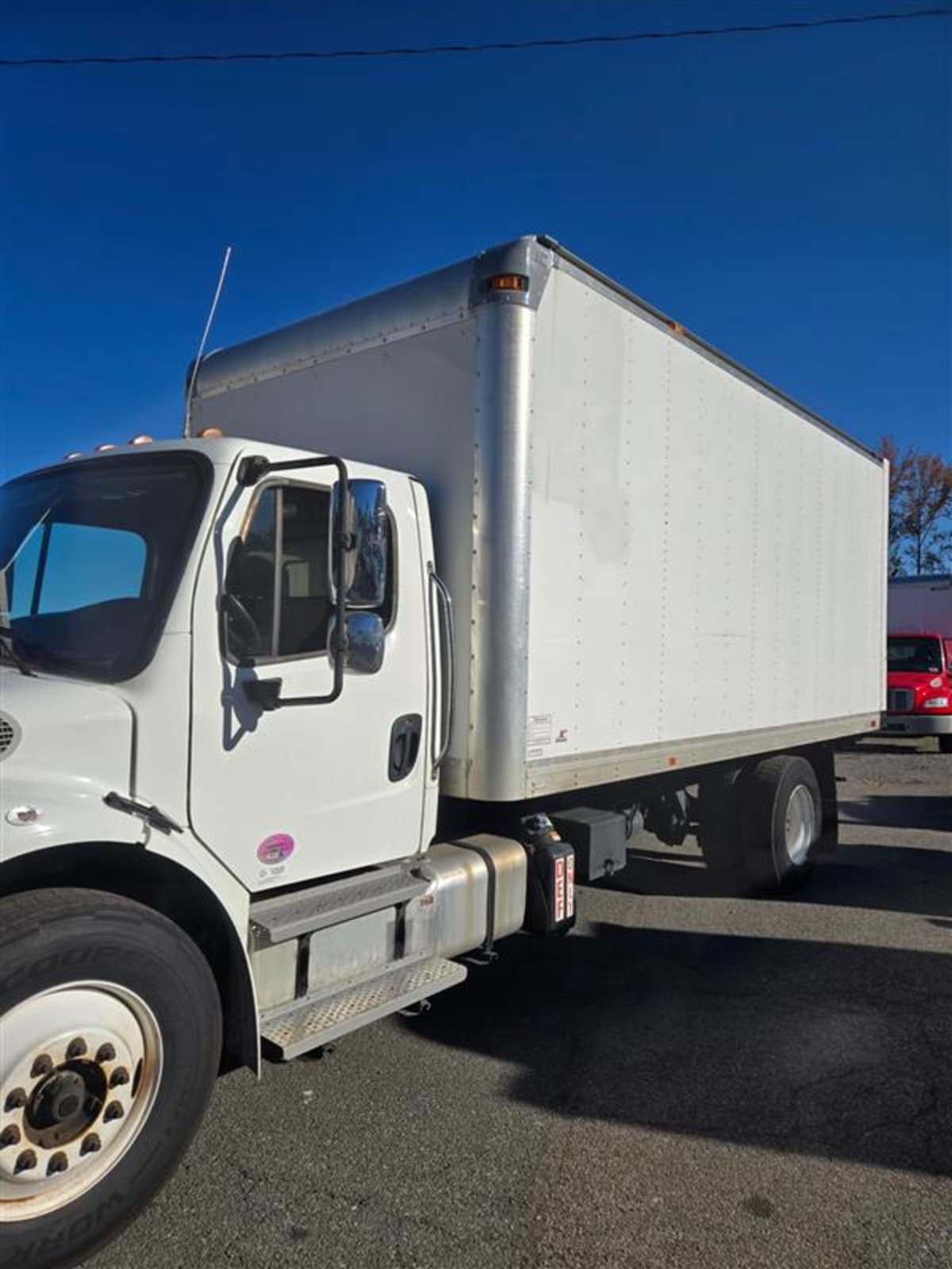 2020 FREIGHTLINER/MERCEDES M2 106 — Stock #898099 — foto principal
