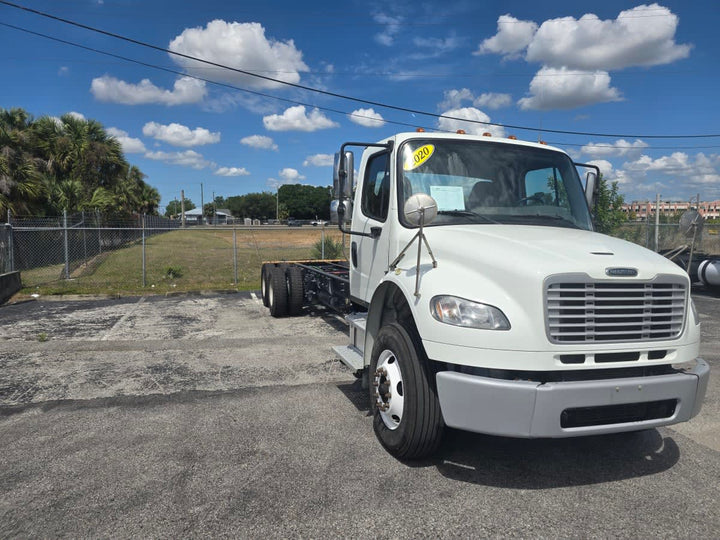 2020 FREIGHTLINER/MERCEDES M2 106 — Stock #228342 — foto principal