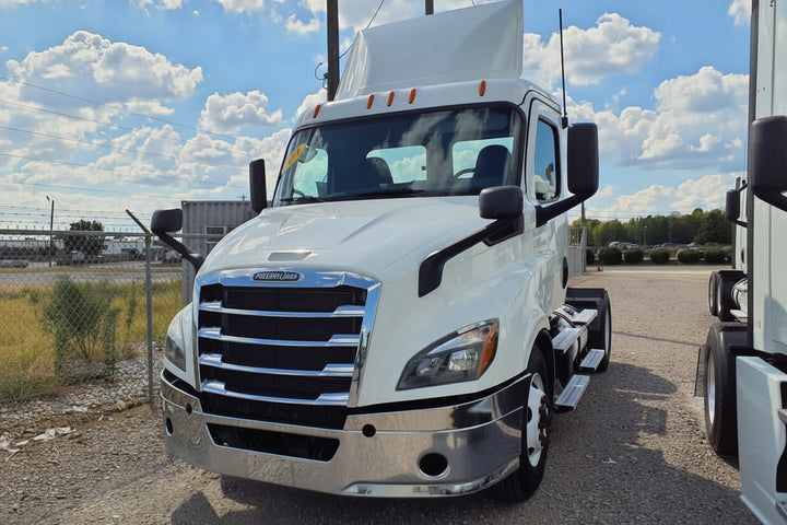 2020 FREIGHTLINER NEW CASCADIA 116 — Stock #232355 — foto principal