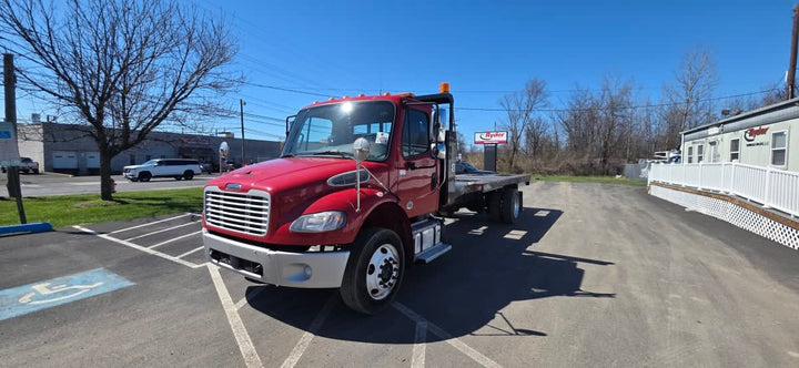 2020 FREIGHTLINER/MERCEDES M2 106 — Stock #232972 — foto principal