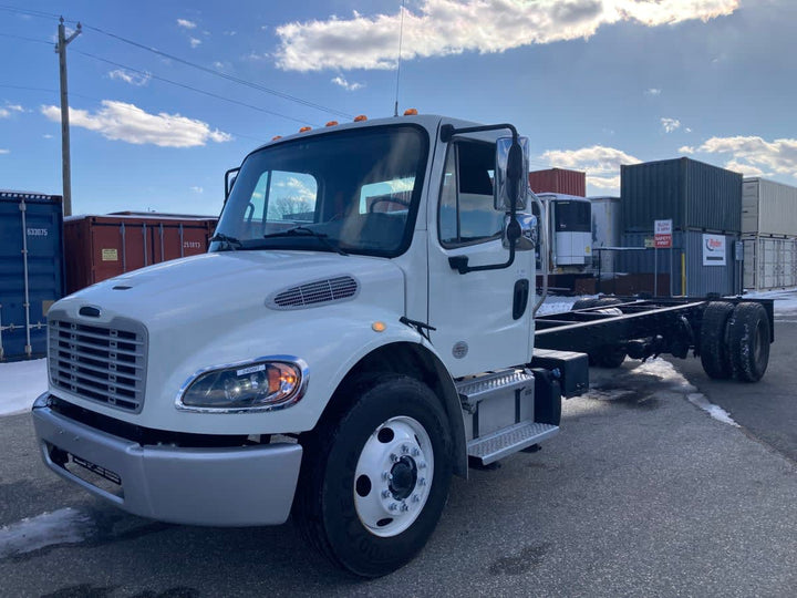 2020 FREIGHTLINER/MERCEDES M2 106 — Stock #240997 — foto principal