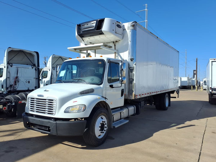 2020 FREIGHTLINER/MERCEDES M2 106 — Stock #241561 — foto principal