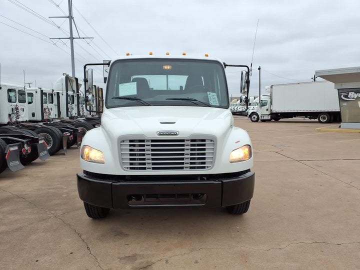 2020 FREIGHTLINER/MERCEDES M2 106 — Stock #242123 — foto 2