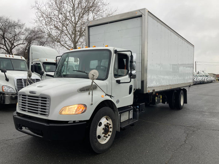 2020 FREIGHTLINER/MERCEDES M2 106 — Stock #243108 — foto principal