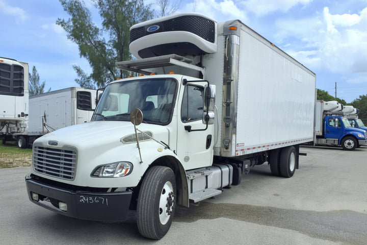 2020 FREIGHTLINER M2 106 — Stock #243671 — foto principal