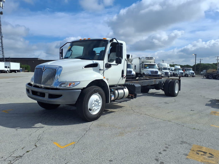 2020 NAVISTAR INTERNATIONAL MV607 (4X2) — Stock #248534 — foto principal