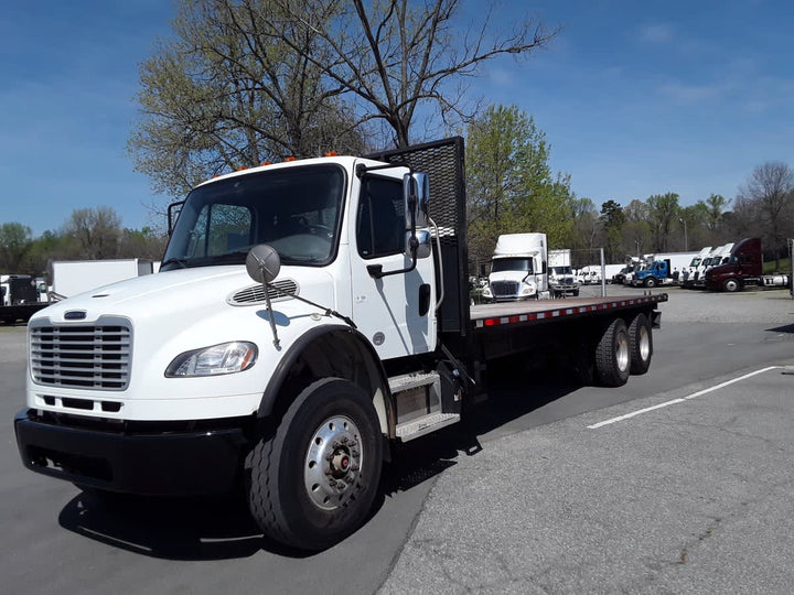 2020 FREIGHTLINER/MERCEDES M2 106 — Stock #266411 — foto principal
