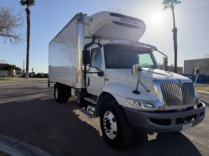 2020 NAVISTAR INTERNATIONAL MV607 (4X2) — Stock #277377 — foto principal