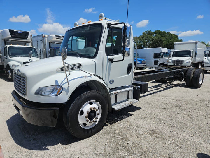 2020 FREIGHTLINER M2 106 — Stock #278696 — foto principal