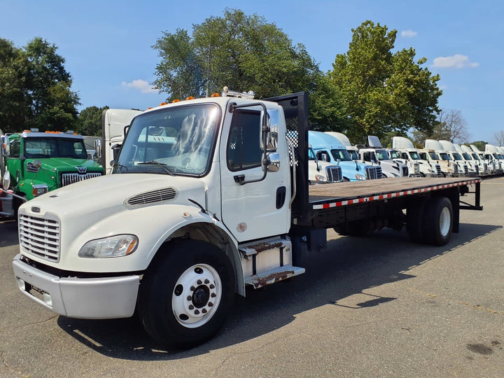 2020 FREIGHTLINER M2 106 — Stock #278862 — foto principal