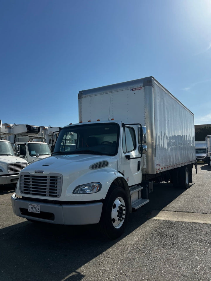 2021 FREIGHTLINER/MERCEDES M2 106 — Stock #296310 — foto principal