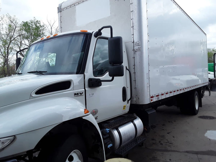 2023 NAVISTAR INTERNATIONAL MV607 (4X2) — Stock #560617 — foto principal
