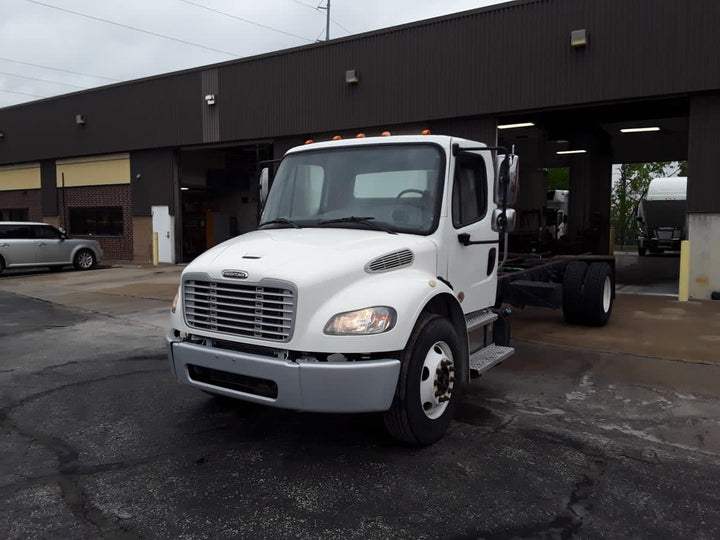 2020 FREIGHTLINER/MERCEDES M2 106 — Stock #879587 — foto principal