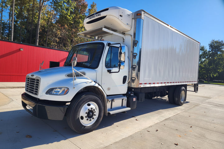 2020 FREIGHTLINER/MERCEDES M2 106 — Stock #884914 — foto principal