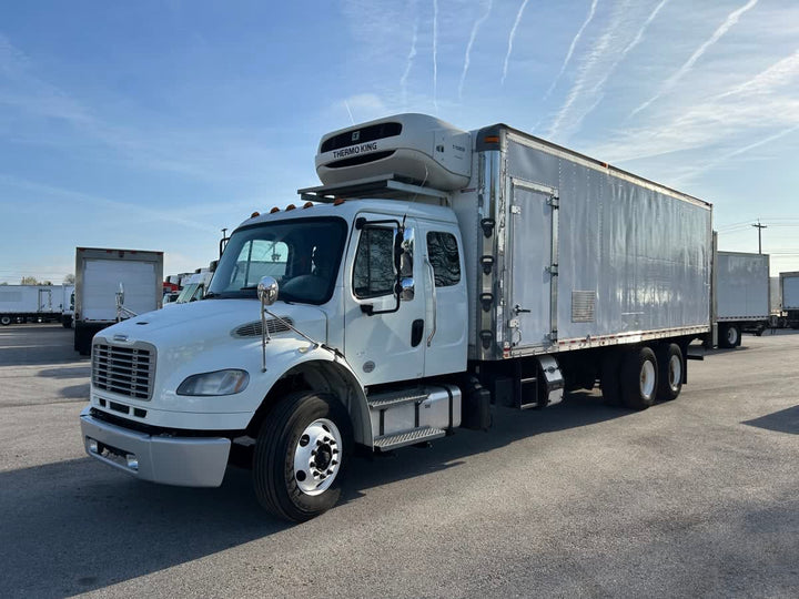 2020 FREIGHTLINER/MERCEDES M2 106 — Stock #885356 — foto principal