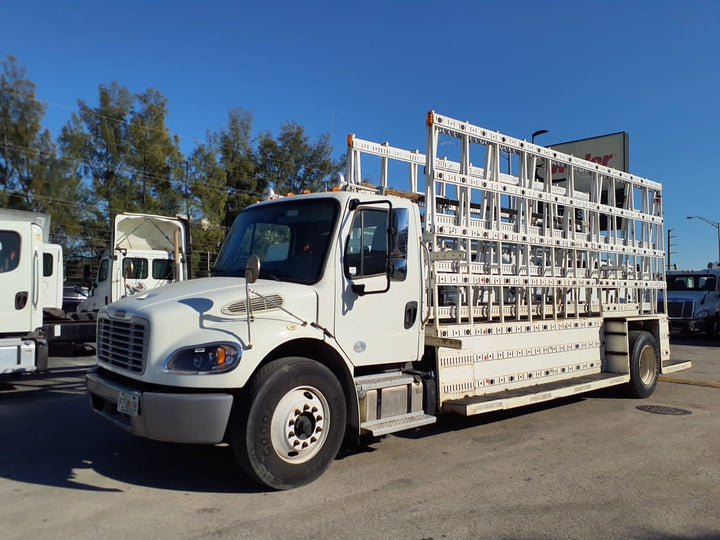 2020 FREIGHTLINER/MERCEDES M2 106 — Stock #896890 — foto principal